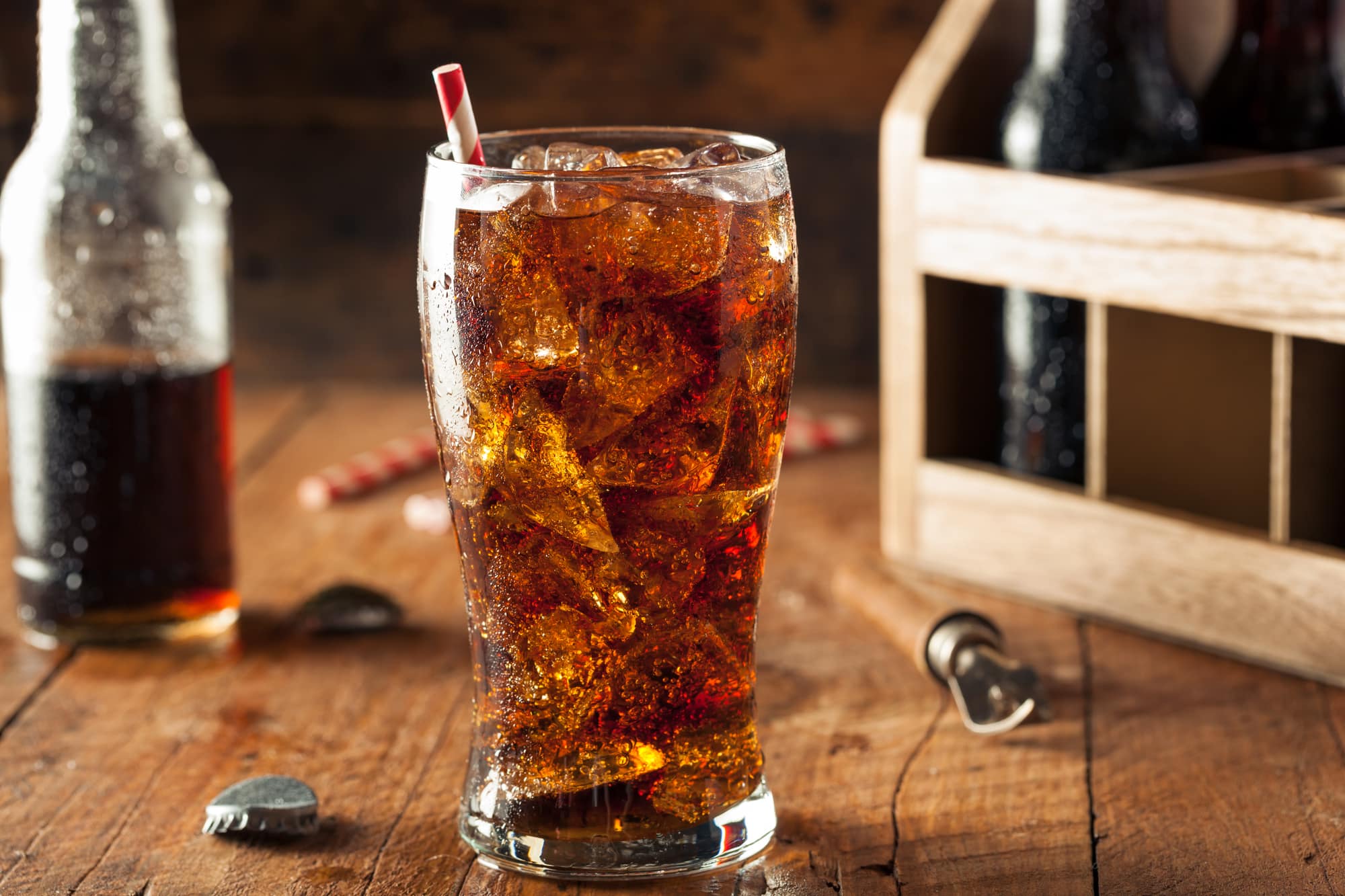 Fini les boissons plates ! Découvrez la méthode infaillible pour garder les bulles de vos boissons pétillantes !