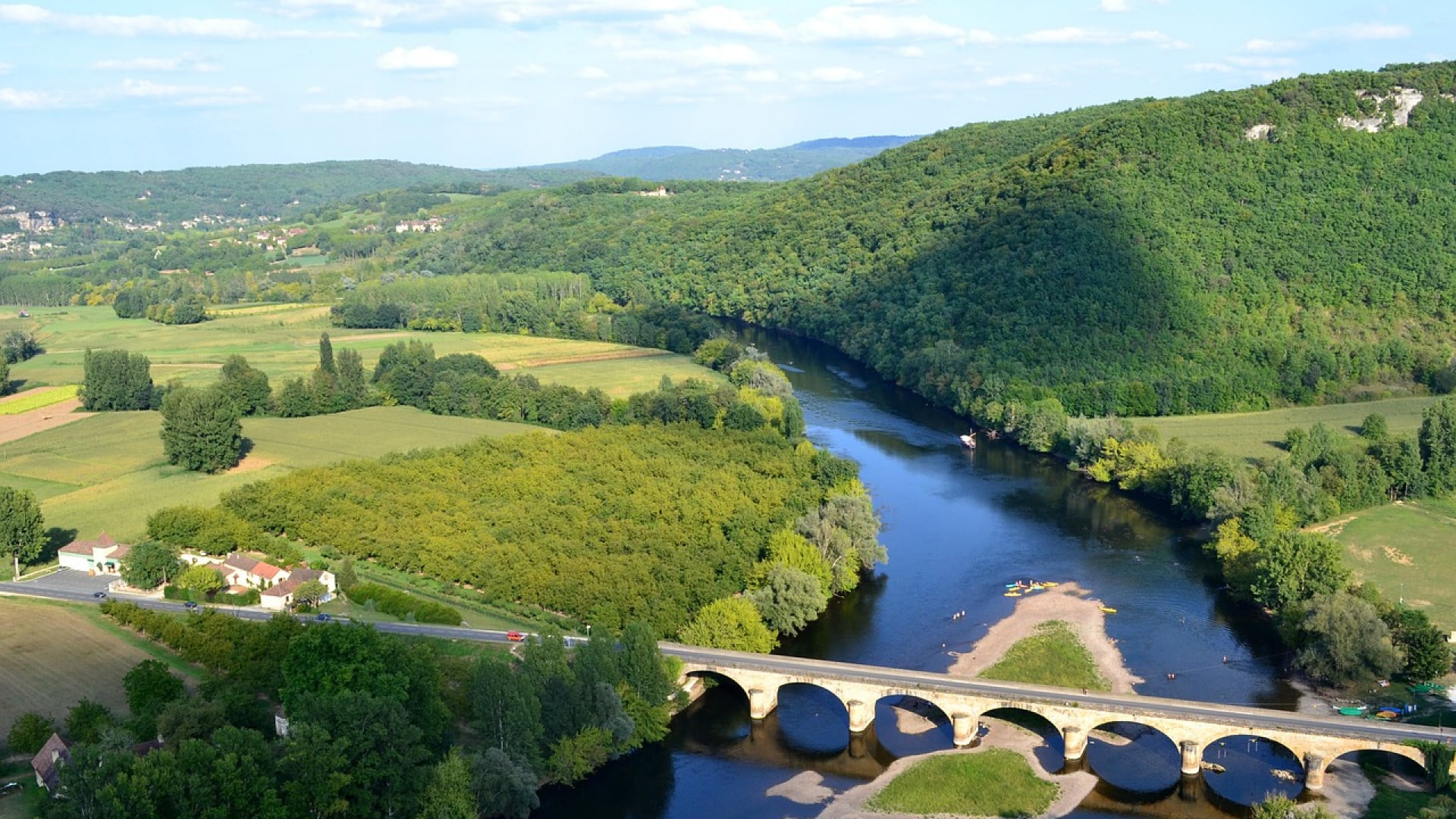 Comment l'Aquitaine est devenue la nouvelle région préférée des touristes français ?